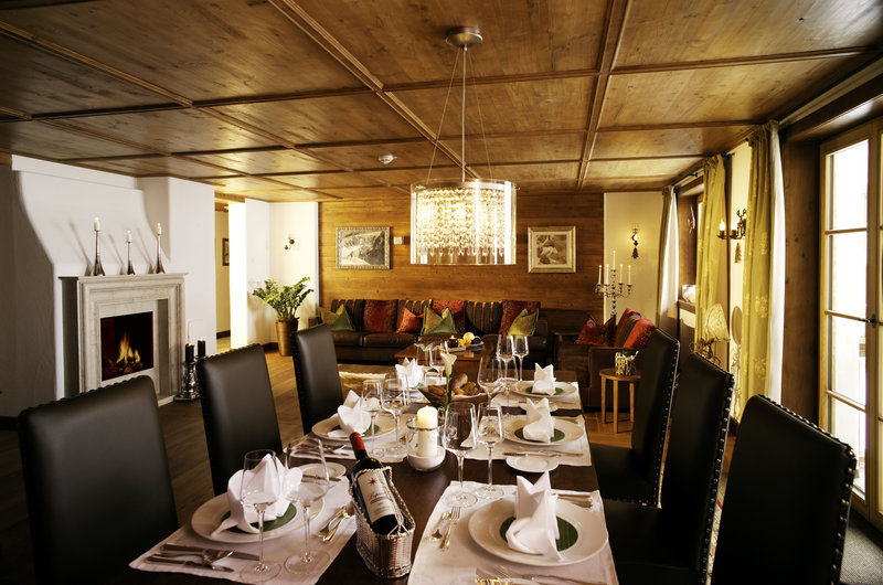 Bentleys House Lech am Arlberg Restaurante foto